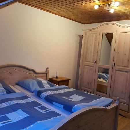 Appartement Kleberhof - Urlaub Auf Dem Bauernhof à Eslarn Extérieur photo